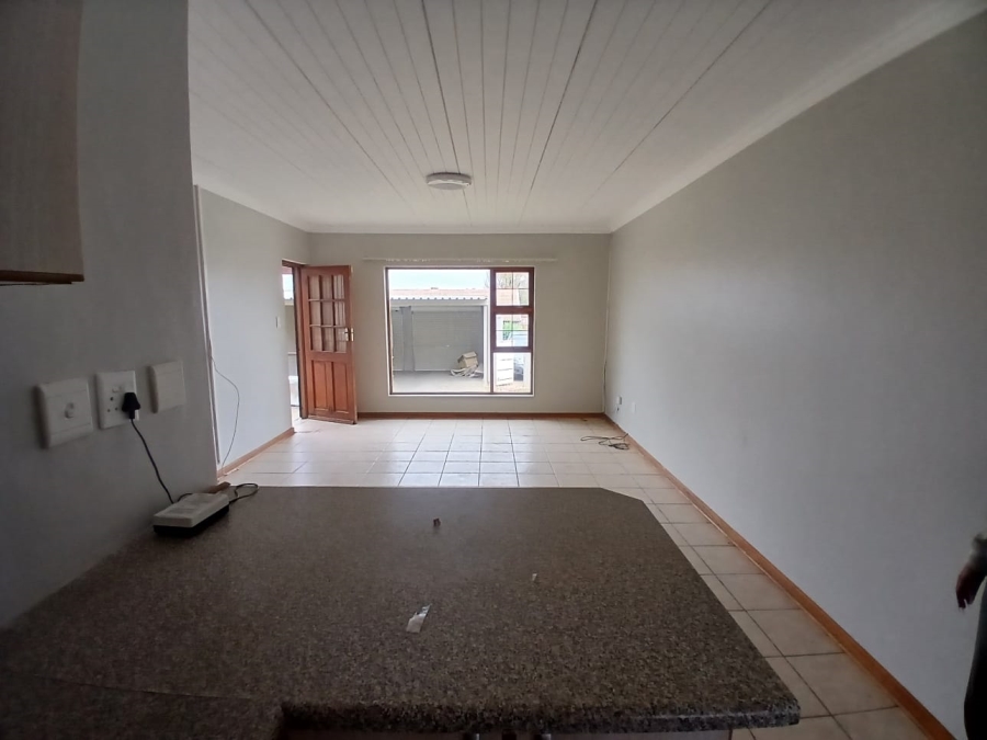 2 Bedroom Property for Sale in Hillside Free State